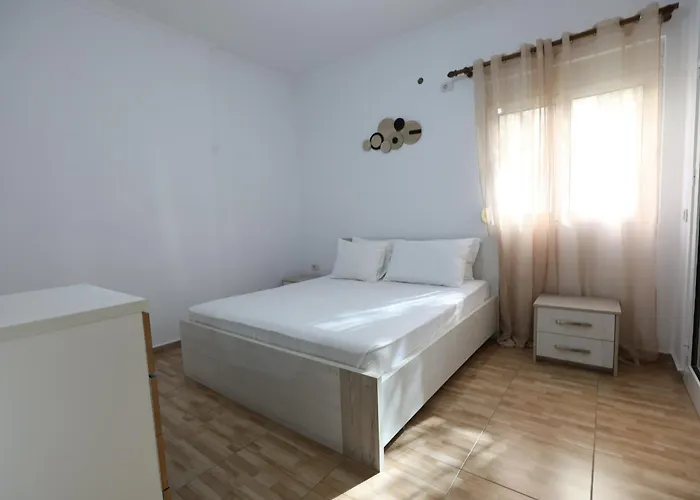 Elite Sea View Apartment *