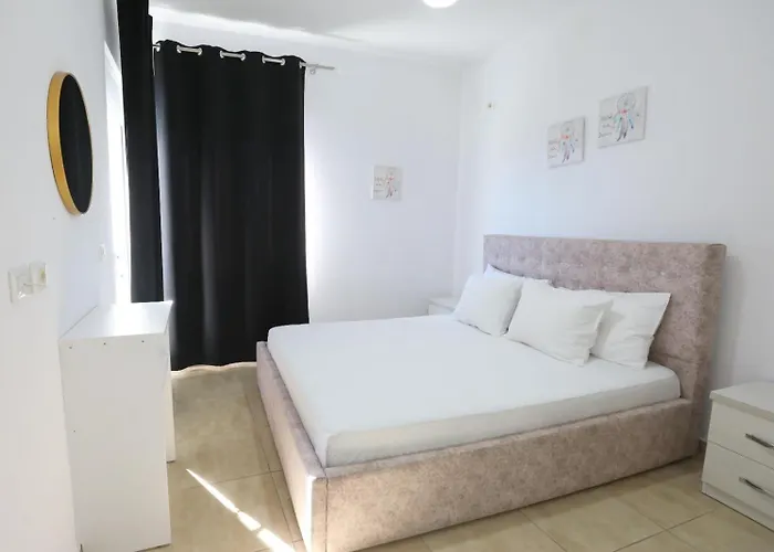 Apartment Elite Sea View Sarande